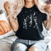 Skeleton Juggling Shirt – Spooky Halloween