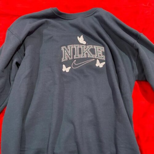 Butterfly Embroidered Nike Vintage Sweatshirt photo review