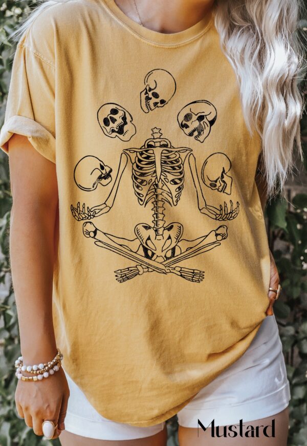 Skeleton Juggling Shirt – Spooky Halloween