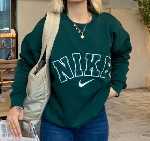 Vintage Nike Embroidered Sweatshirt T-shirt Hoodie