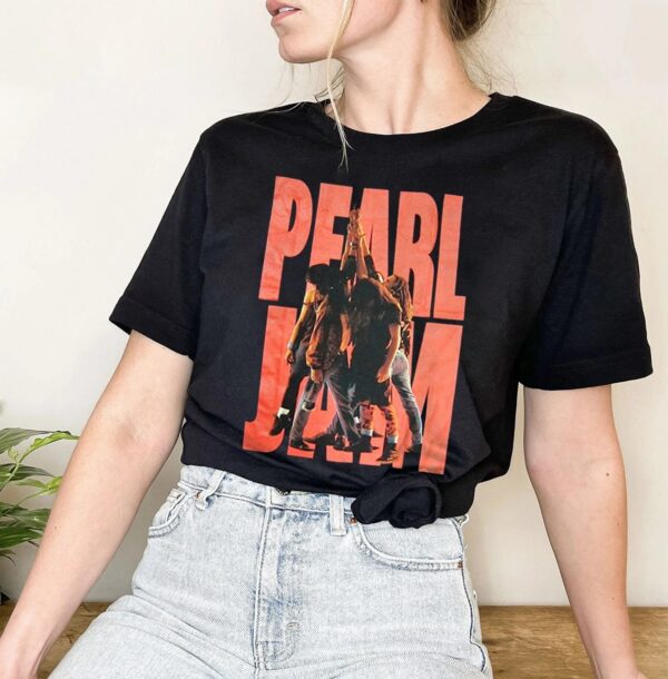 Pearl Jam Tour 2022 Rock Band Shirt