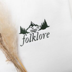 Vintage Embroidered Sweatshirt The Folklore Mountains