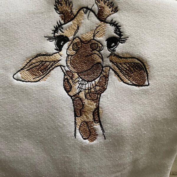 Vintage Embroidered Sweatshirt Cute Giraffe