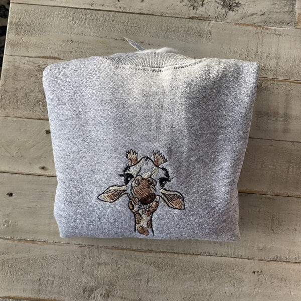 Vintage Embroidered Sweatshirt Cute Giraffe