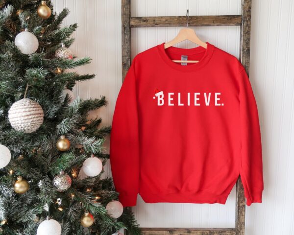 Minimalist Christmas Santa Believe Sweatshirt Hoodie Tee