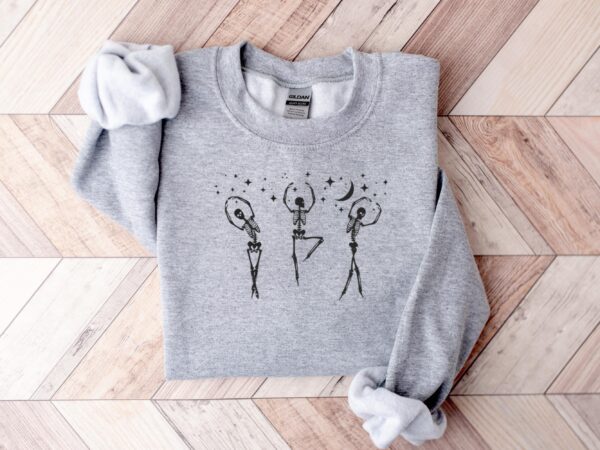 Vintage Embroidered Sweatshirt Under The Starlight Dancing Skeleton