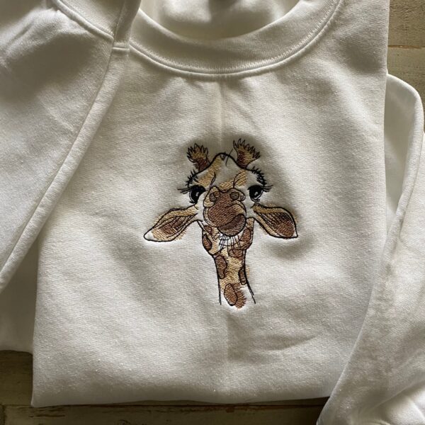 Vintage Embroidered Sweatshirt Cute Giraffe