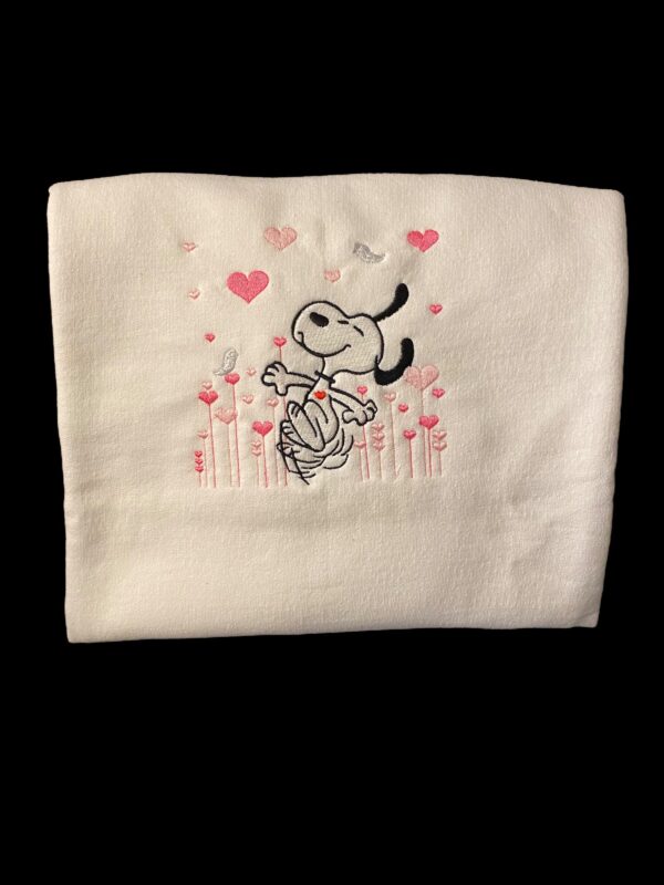 Valentines Day Snoopy Heart Embroidered Sweatshirt