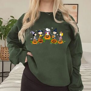 Friends Charlie & Snoopy Pumpkins Halloween Thanksgiving Sweatshirt