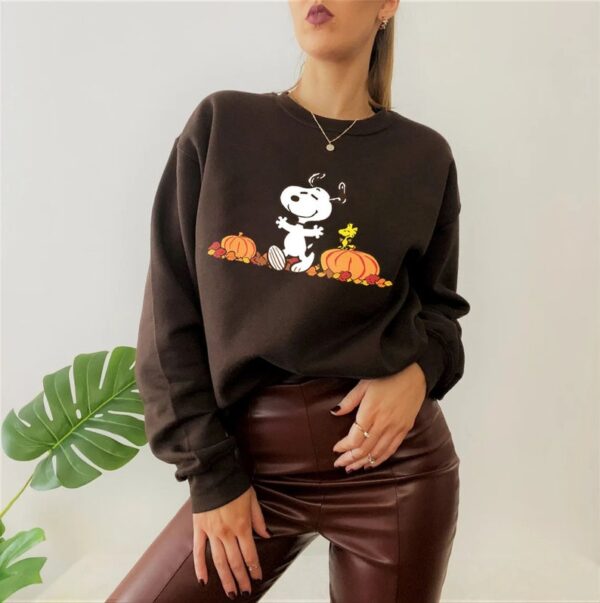 Snoopy Autumn Pumpkins Halloween Thanksgiving Sweatshirt