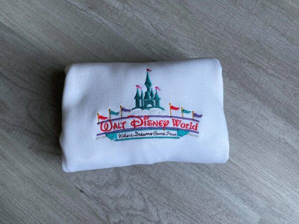 Disney Embroidered Sweatshirt Walt World Where Dreams Come True