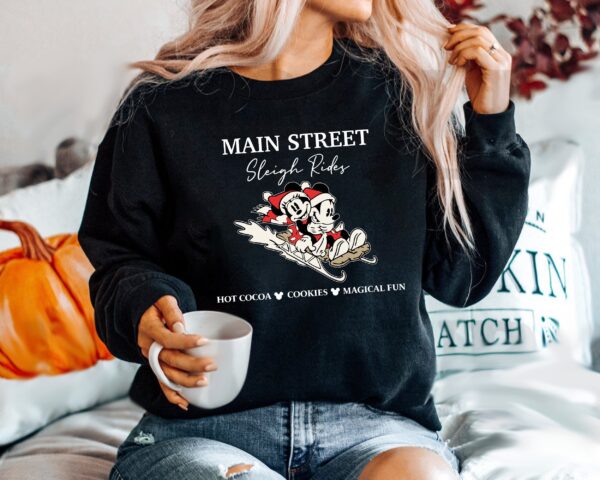 Vintage Disney Sweatshirt Main Street Sleigh Rides Christmas