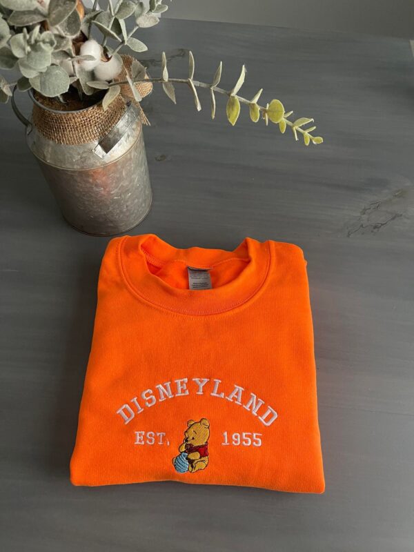 Vintage The Pooh Disneyland Est 1955 Embroidered Sweatshirt