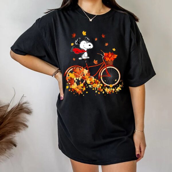 Vintage Autumn Maple Leaves Snoopy Halloween Thanksgiving Shirt