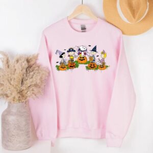 Friends Charlie & Snoopy Pumpkins Halloween Thanksgiving Sweatshirt