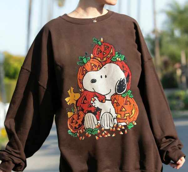 Vintage Pumpkin Snoopy Halloween Thanksgiving Sweatshirt