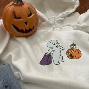 Vintage Embroidered Sweatshirt Casper Ghost & Pumpkin