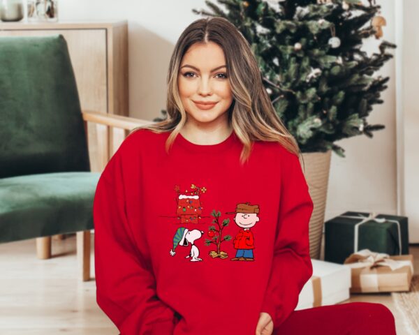 Together Decor Christmas Charlie Brown And Snoopy Hoodie Sweatshirt Tee