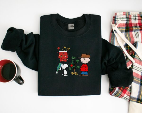 Together Decor Christmas Charlie Brown And Snoopy Hoodie Sweatshirt Tee