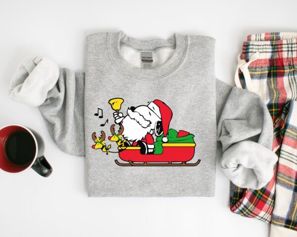 Vintage Santa Snoopy Christmas Sweatshirt