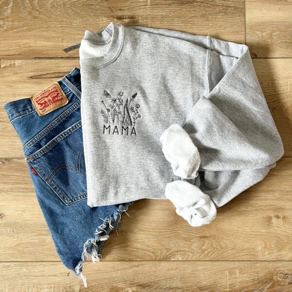 Mama Embroidered Sweatshirt With Flowers