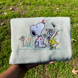 Snoopy White Dog And Bird Embroidered Sweatshirt