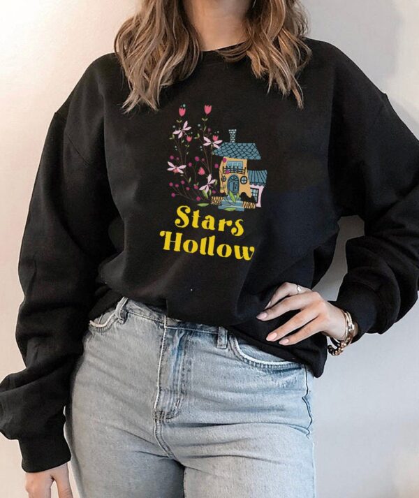 Stars Hollow Dragonfly Inn Sweatshirt