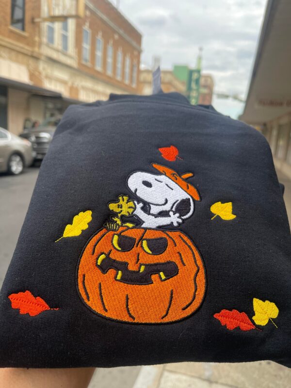 Vintage Embroidered Sweatshirt Inspired Snoopy Pumpkin Happy Thanksgiving