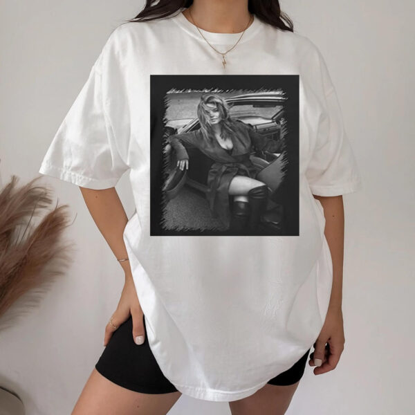 Shania Twain Graphic Tee