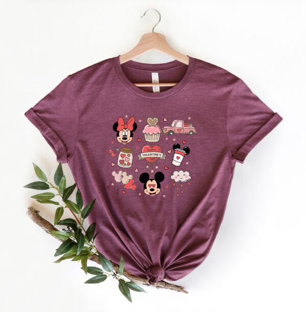 Mickey Minnie & Gifts Valentines Day Shirt