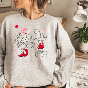 Valentines Day Couple Love Mickey Minnie Sweatshirt