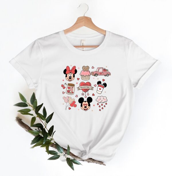 Mickey Minnie & Gifts Valentines Day Shirt