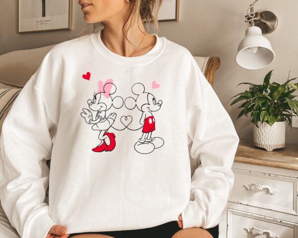 Valentines Day Couple Love Mickey Minnie Sweatshirt