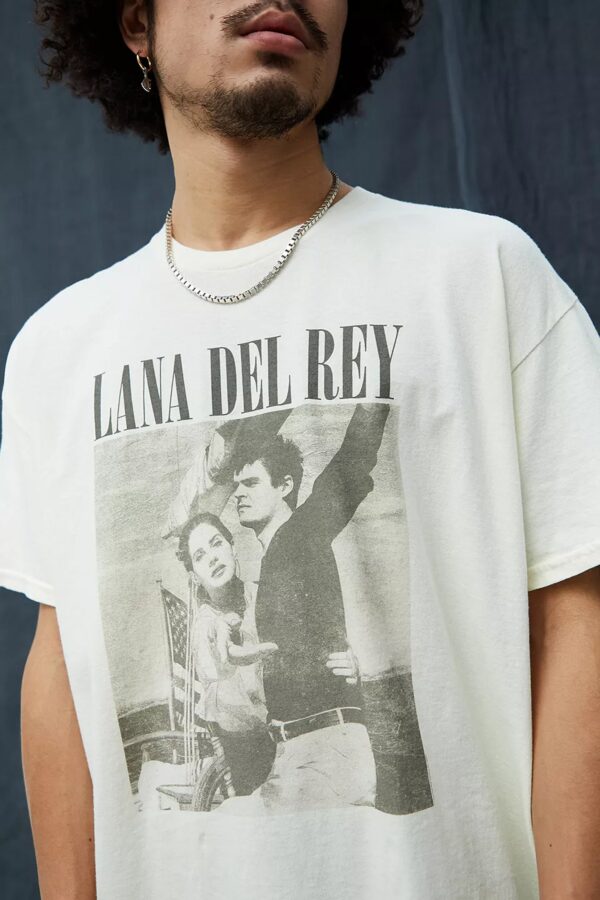 Lana Del Rey UO Exclusive Album T-shirt