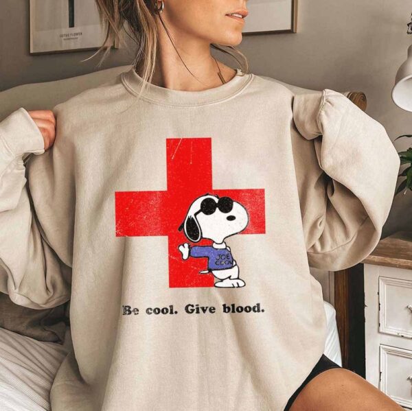 Red Cross Snoopy Be Cool Give Blood American Donate Sweatshirt